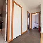 In A Modern With A Private Pool In ヴィラ *
