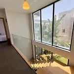 In A Modern With A Private Pool In ヴィラ