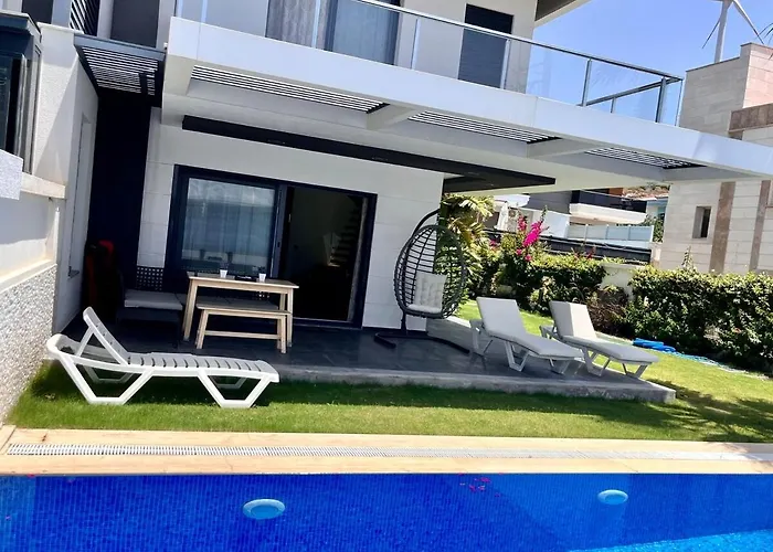 In A Modern With A Private Pool In Cesme