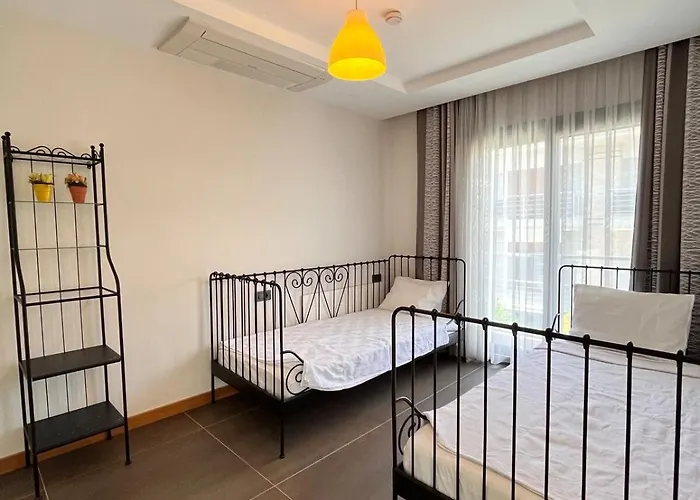 In A Modern With A Private Pool In * Cesme