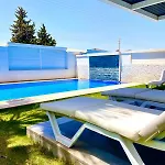 빌라 In A Modern With A Private Pool In *