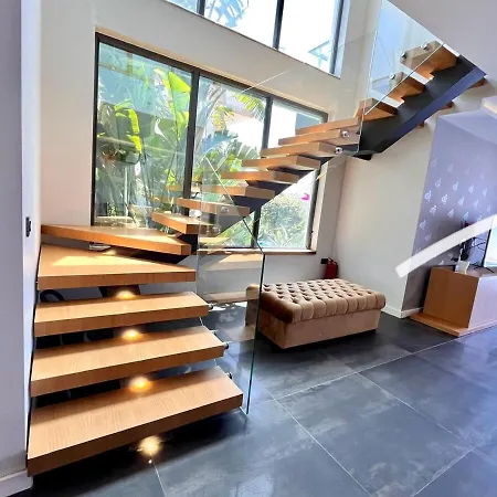 וילה In A Modern With A Private Pool In *