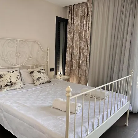 וילה In A Modern With A Private Pool In